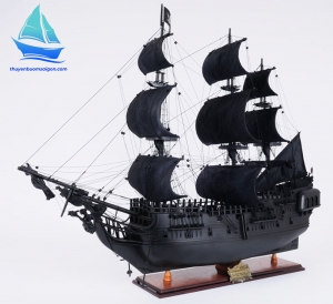 Tàu cướp biển hải tặc Black Pearl