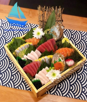 Khay gỗ sushi sashimi vuông 25cm trang trí decor